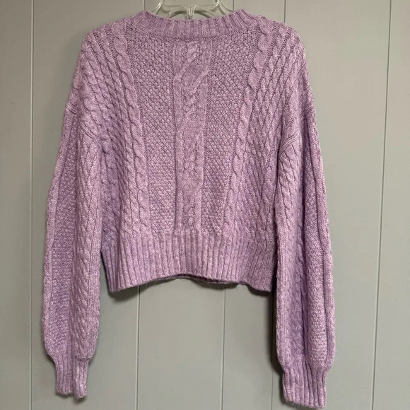 GB Cable Knit Long Sleeve Cropped Sweater Lavender Light Violet Purple Sz L Jrs - Picture 2 of 5